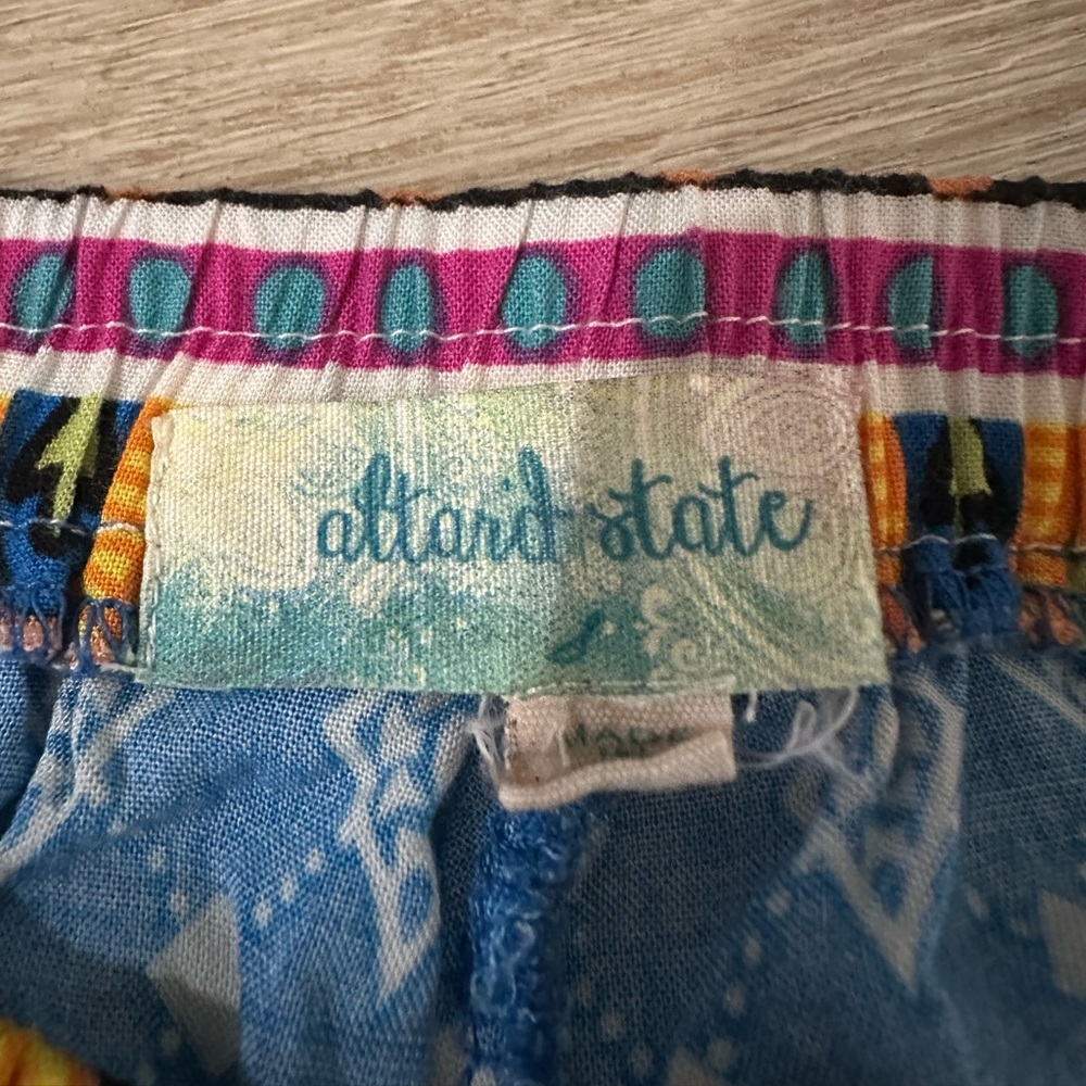 Altar’d State Shorts - Picture 5 of 5